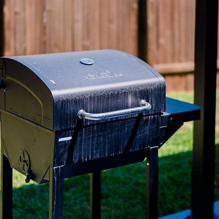 Gameroom, Bbq & Hot-Tub By Lackland & Seaworld San Antonio Exterior foto
